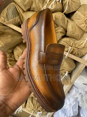 New ! New ! Newleather Official Available From Size 40-44