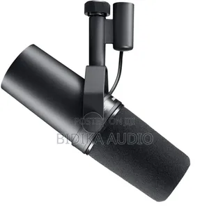 Shure SM7B Cardioid Dynamic Vocal Microphone