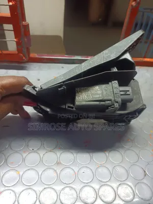 Mazda CX-9,6,3 Gas Acceleration Pedal Sensor