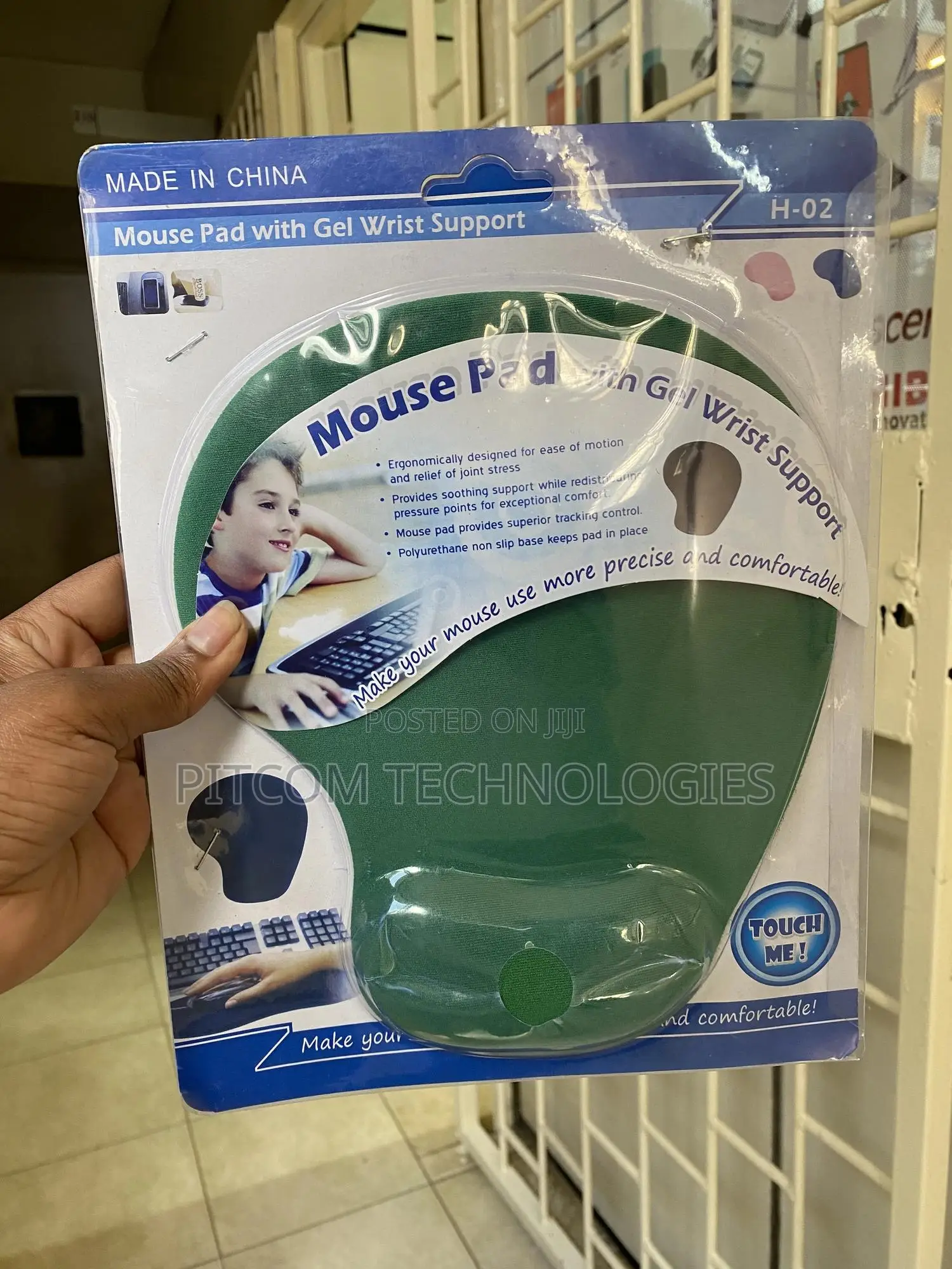 Ergonomic Mousepad With Gel Wrist Support
