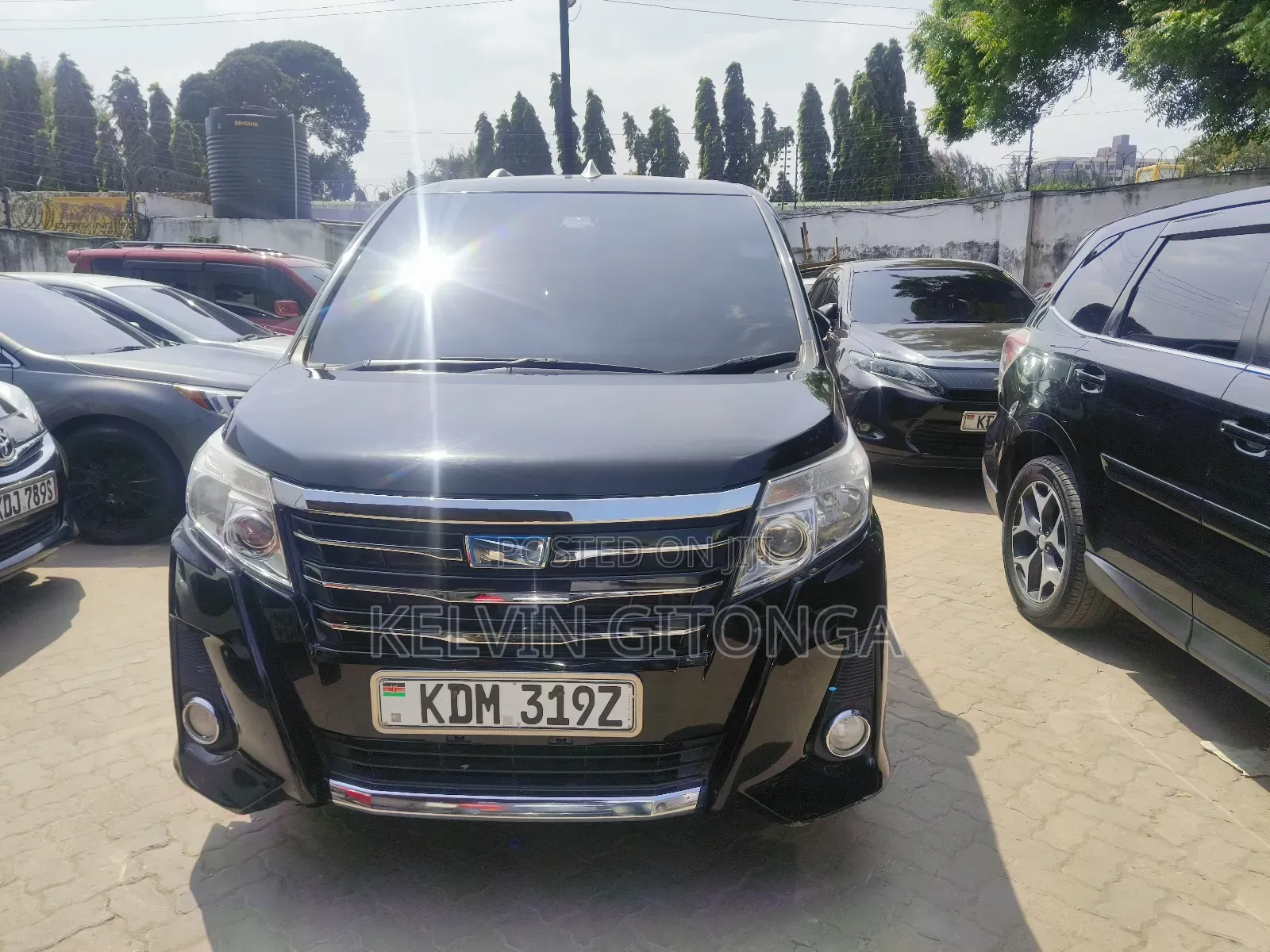 Toyota Noah 2017 Black