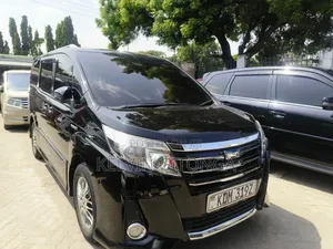 Toyota Noah 2017 Black