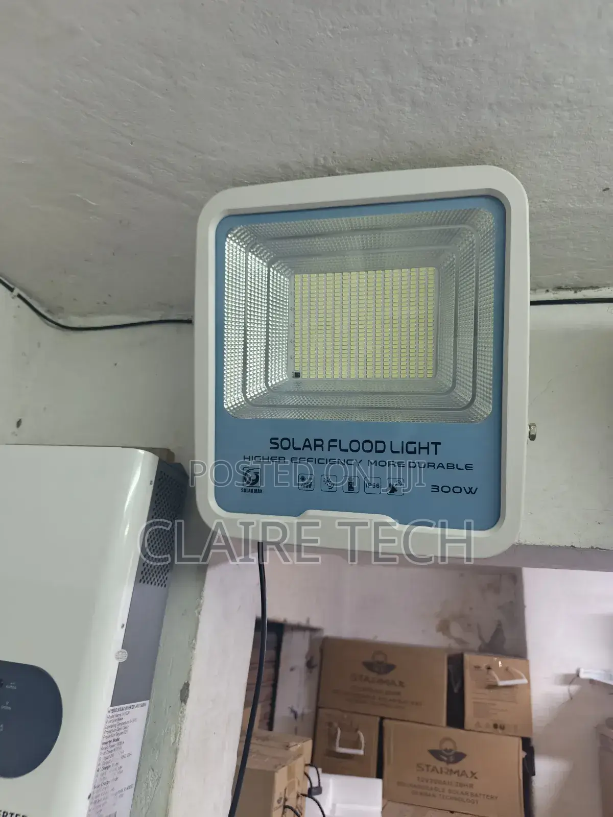 300watts Solarmax Solar Floodlight
