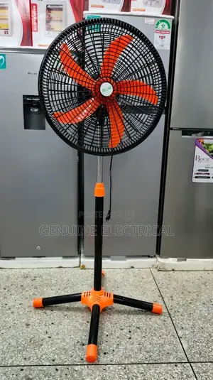 Amu 18" Italian Standing Fan Af18