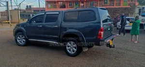 Double Cab Hire (Hilux 4×4)