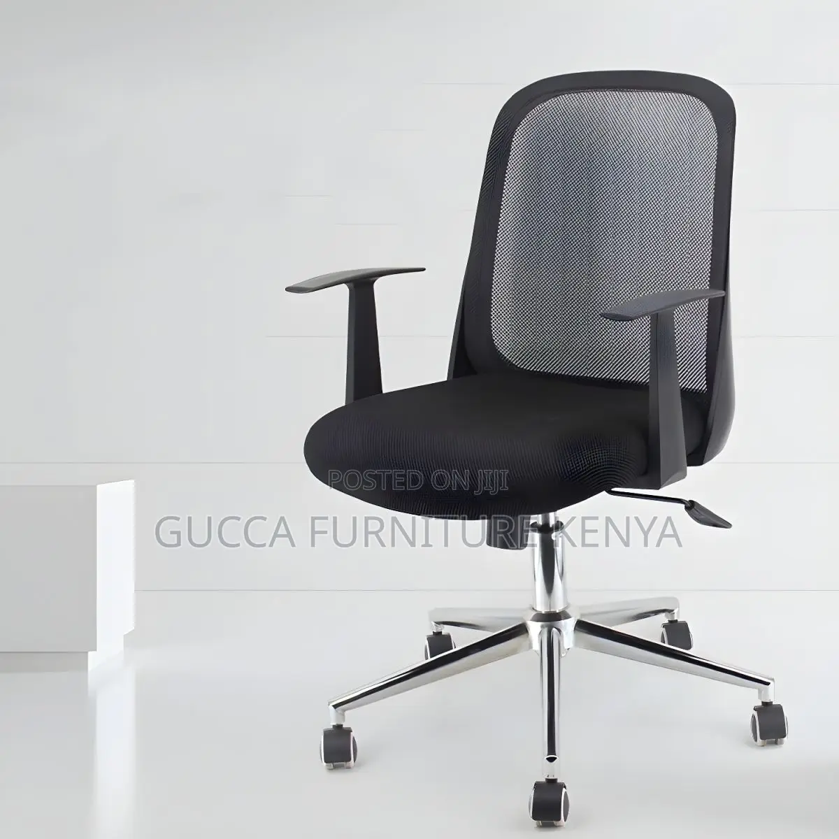 Office Chairs:Modern Office Chair Fixed Arms Mesh Shell Back