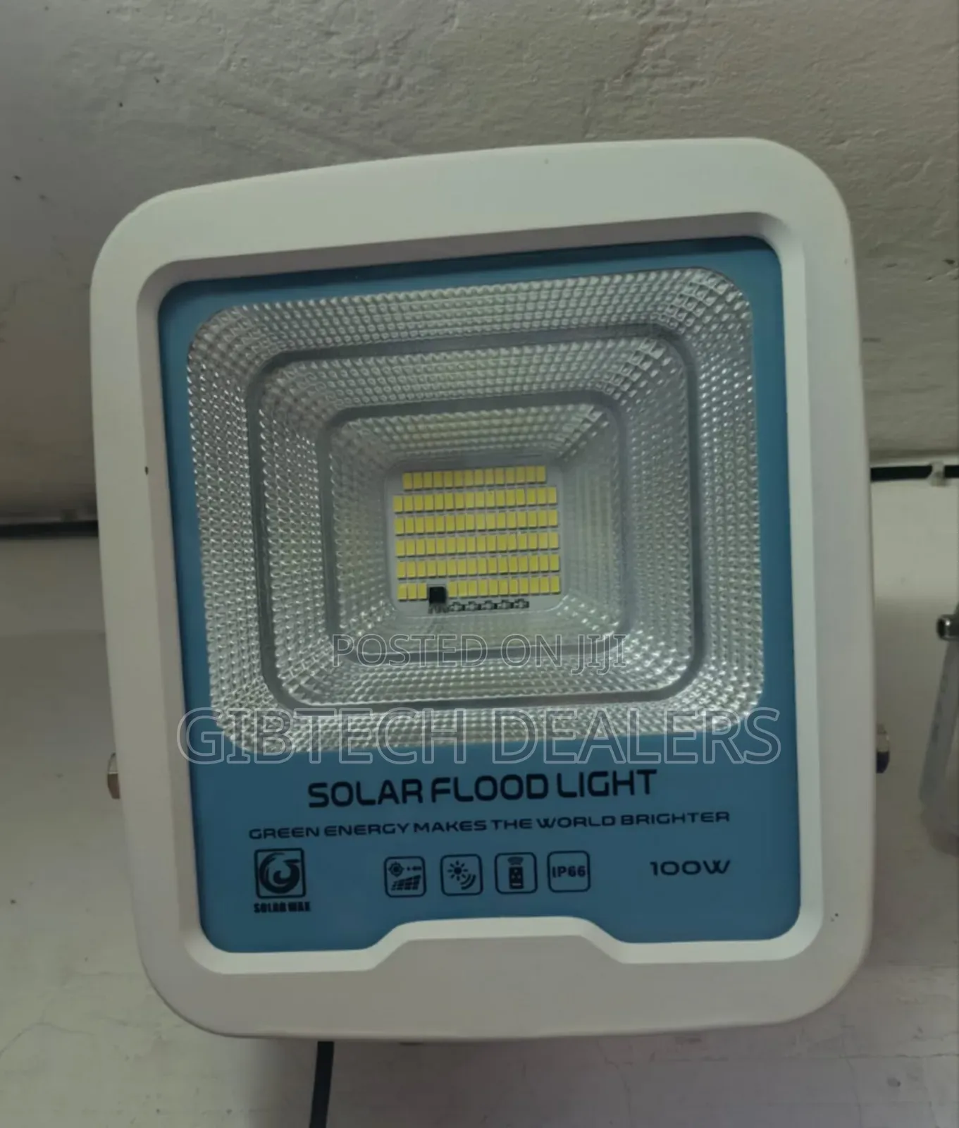 100w Solarmax Solar Floodlight