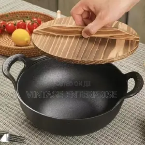 Pre Seasoned Pure Cast Iron Flat Bottom Wok