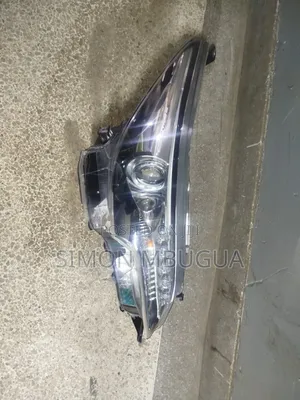 Toyota Fortuner 2015 Xenon Headlight