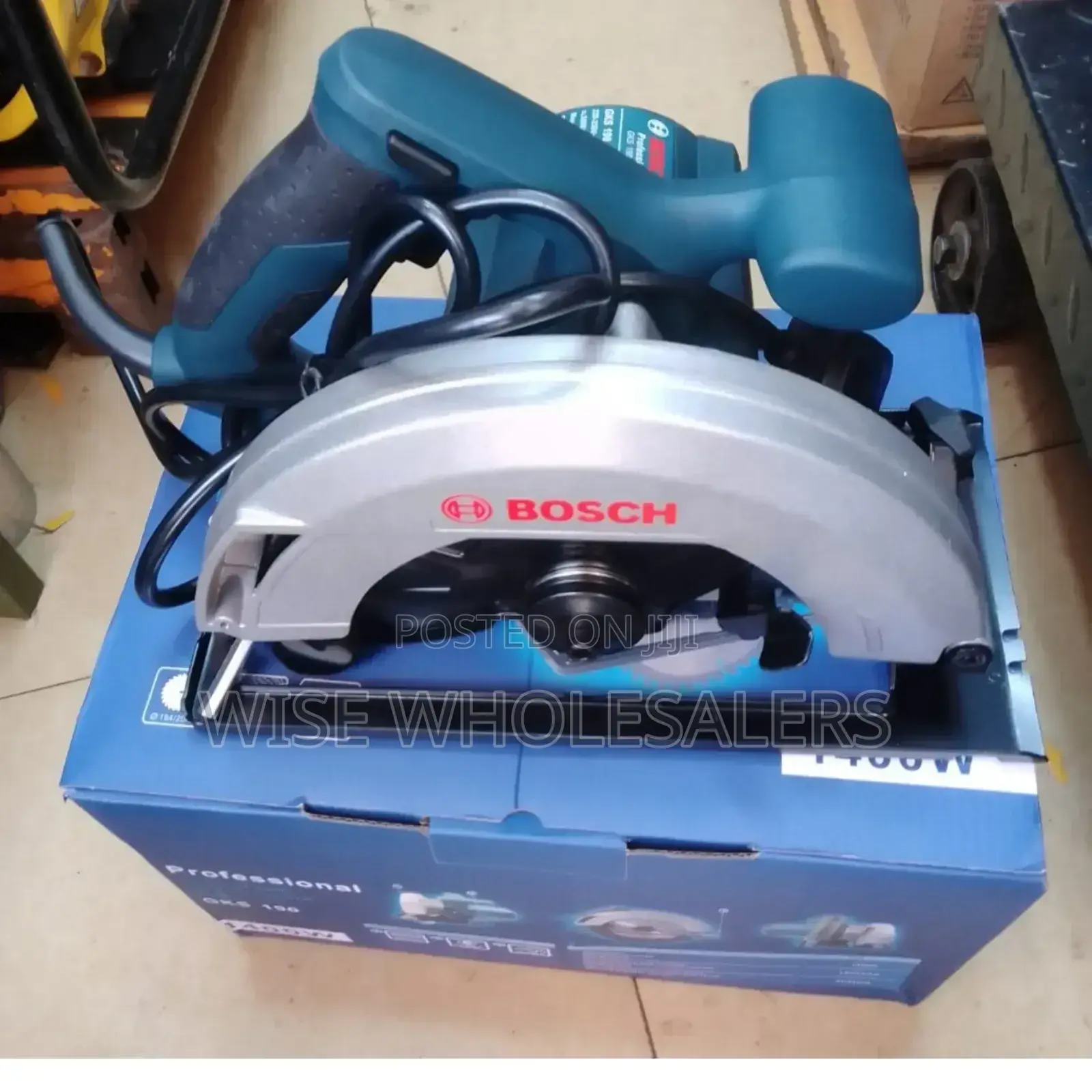 Bosch GKS 190 Hand-Held Circular Saw