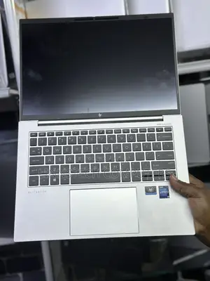 Laptop HP EliteBook 840 G9 16GB Intel Core I7 SSD 512GB