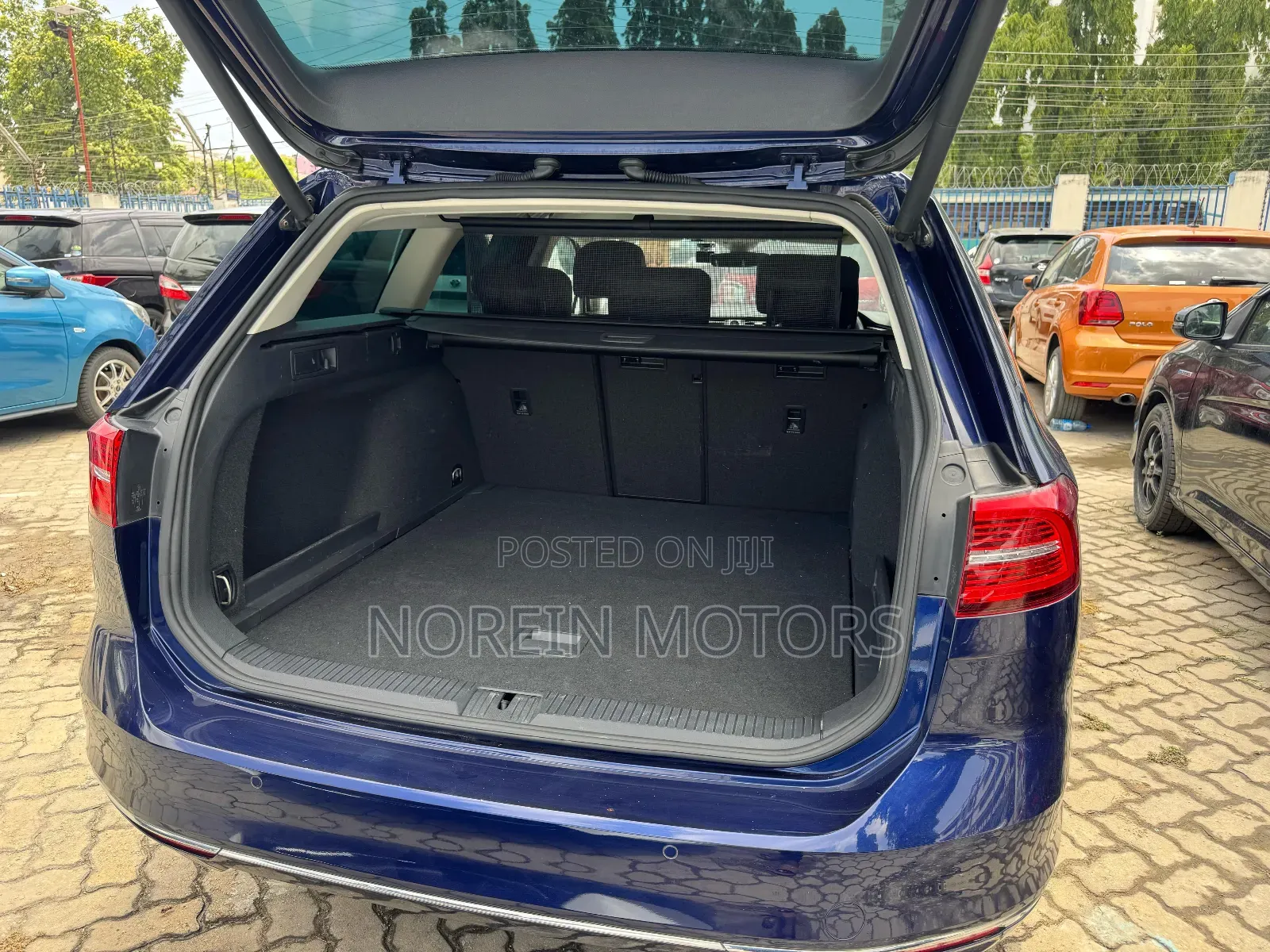 Volkswagen Passat 2017 Blue