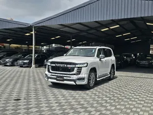 New Toyota Land Cruiser 2024 Off white