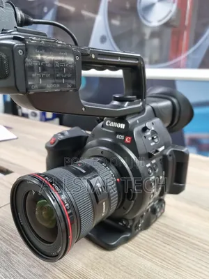 Canon EOS C100 Mark II With EF 17-40 F/4l Lens