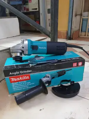 Japan Makita Angle Grinder 4.5" Additional Handle 840w 240 V