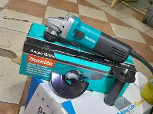 Angle Grinder 840 Watts 4.5 Inches + Free Disc