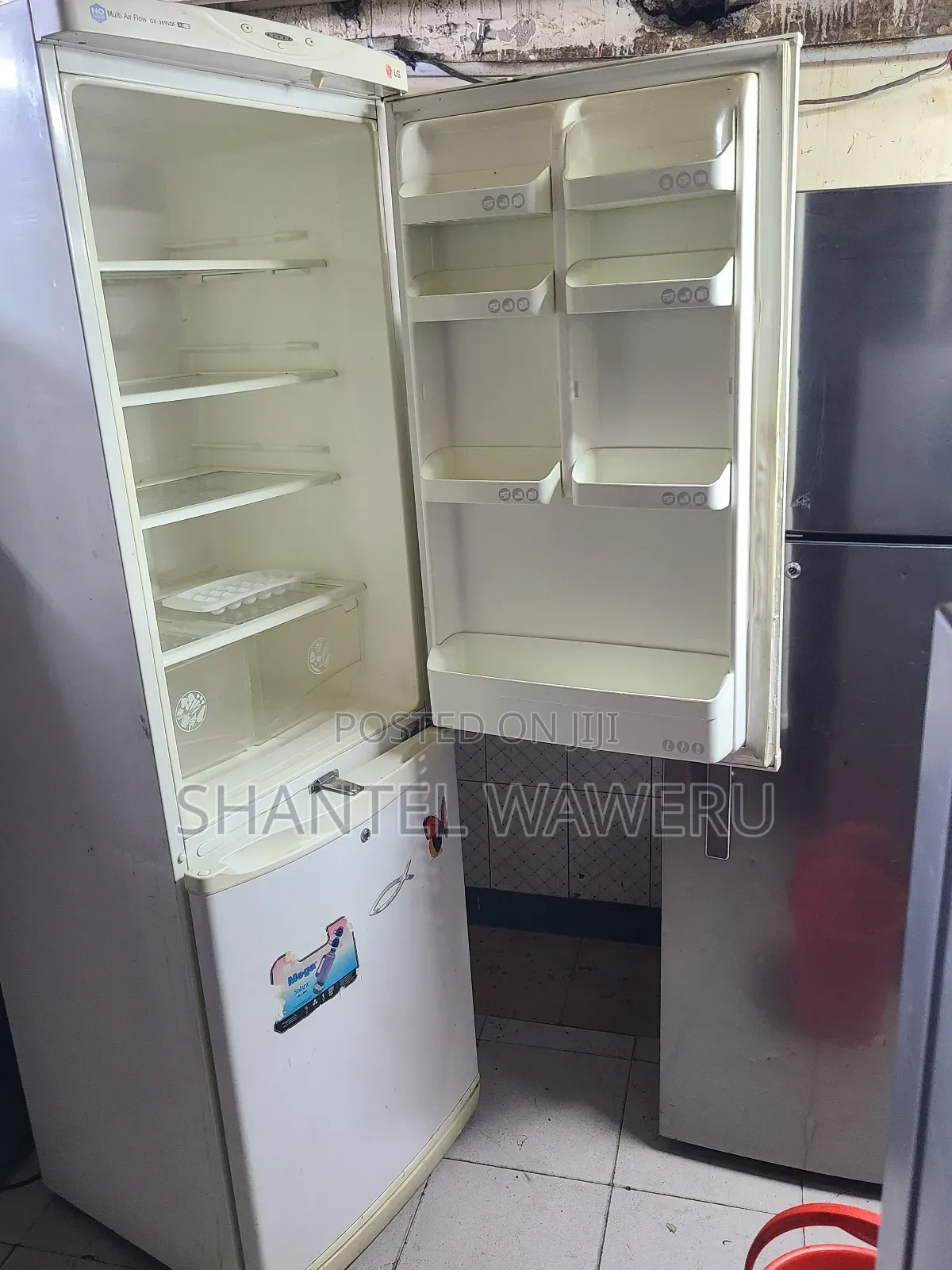 Bottom Freezer Fridge 380litres