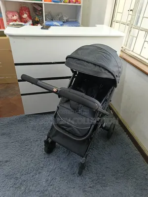 Switchable Handle Stroller