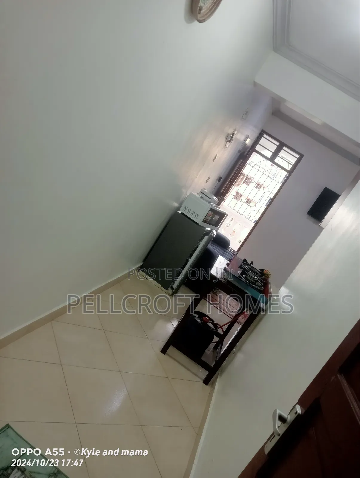 Cheap Spacious Studio BNB