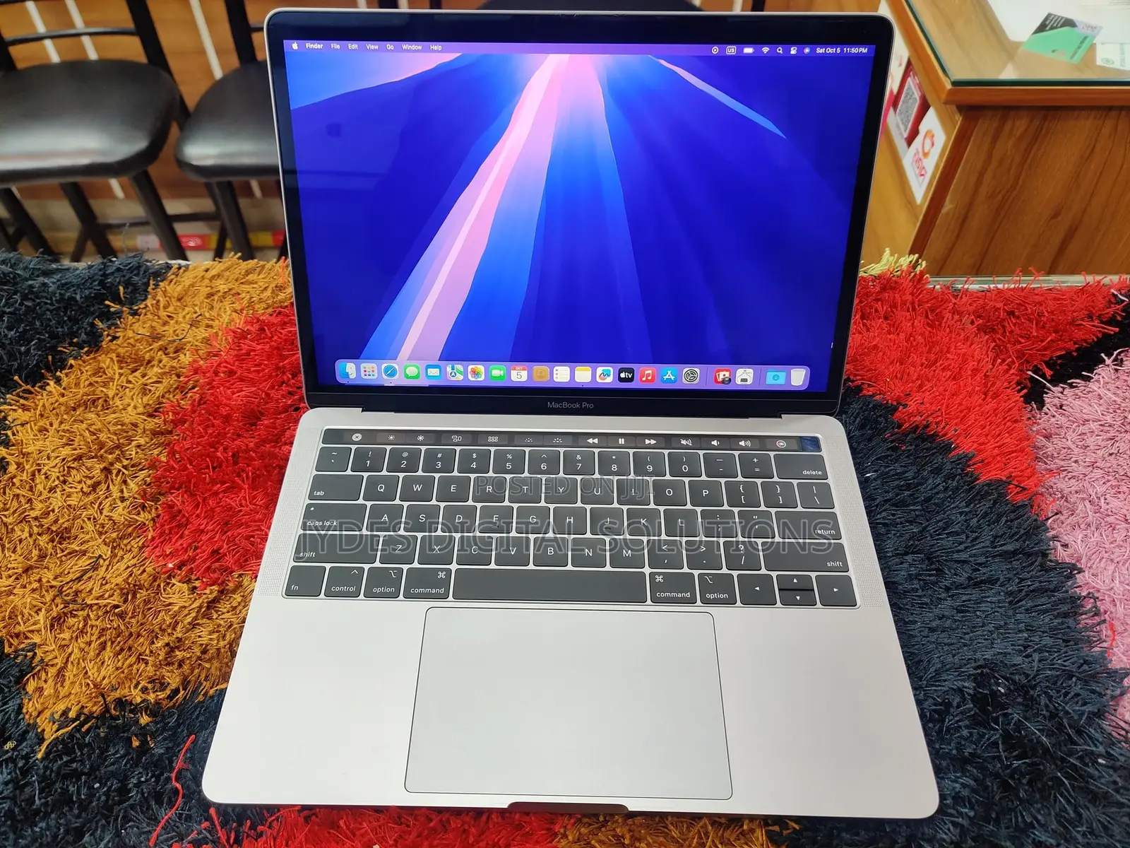 Laptop Apple MacBook Pro 2019 16GB Intel Core I7 SSD 256GB