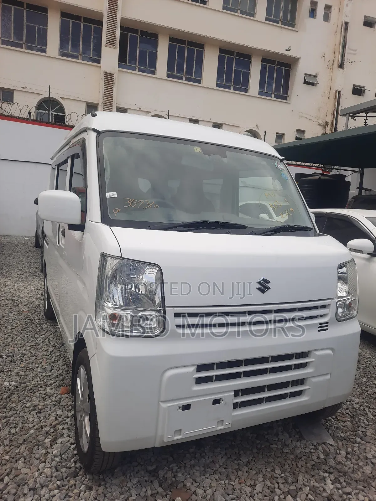 Suzuki Every 2018 White