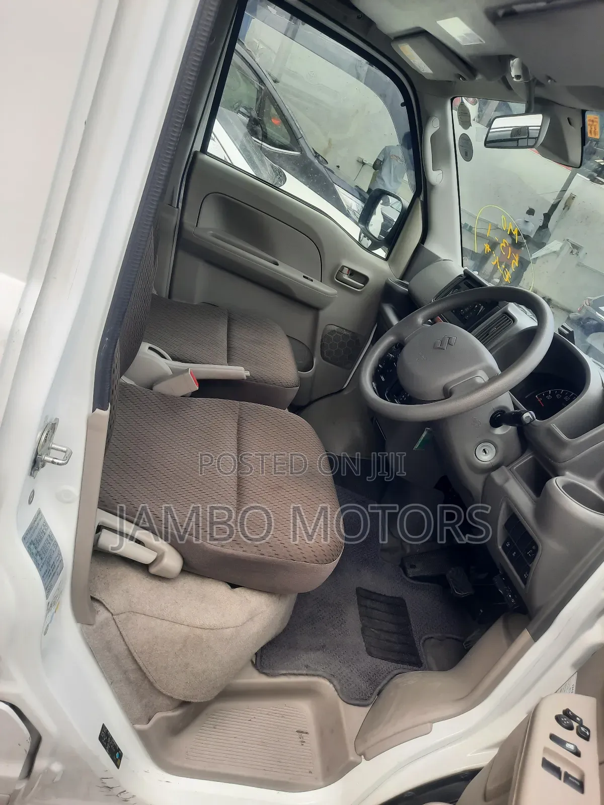 Suzuki Every 2018 White