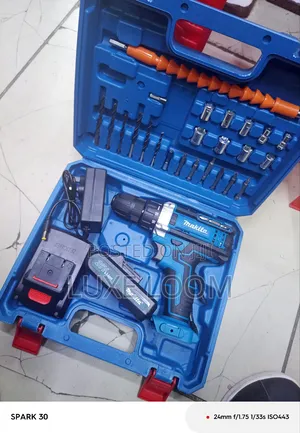 Makita Rechargeable Drill/ Makita Cordless Drill 26v