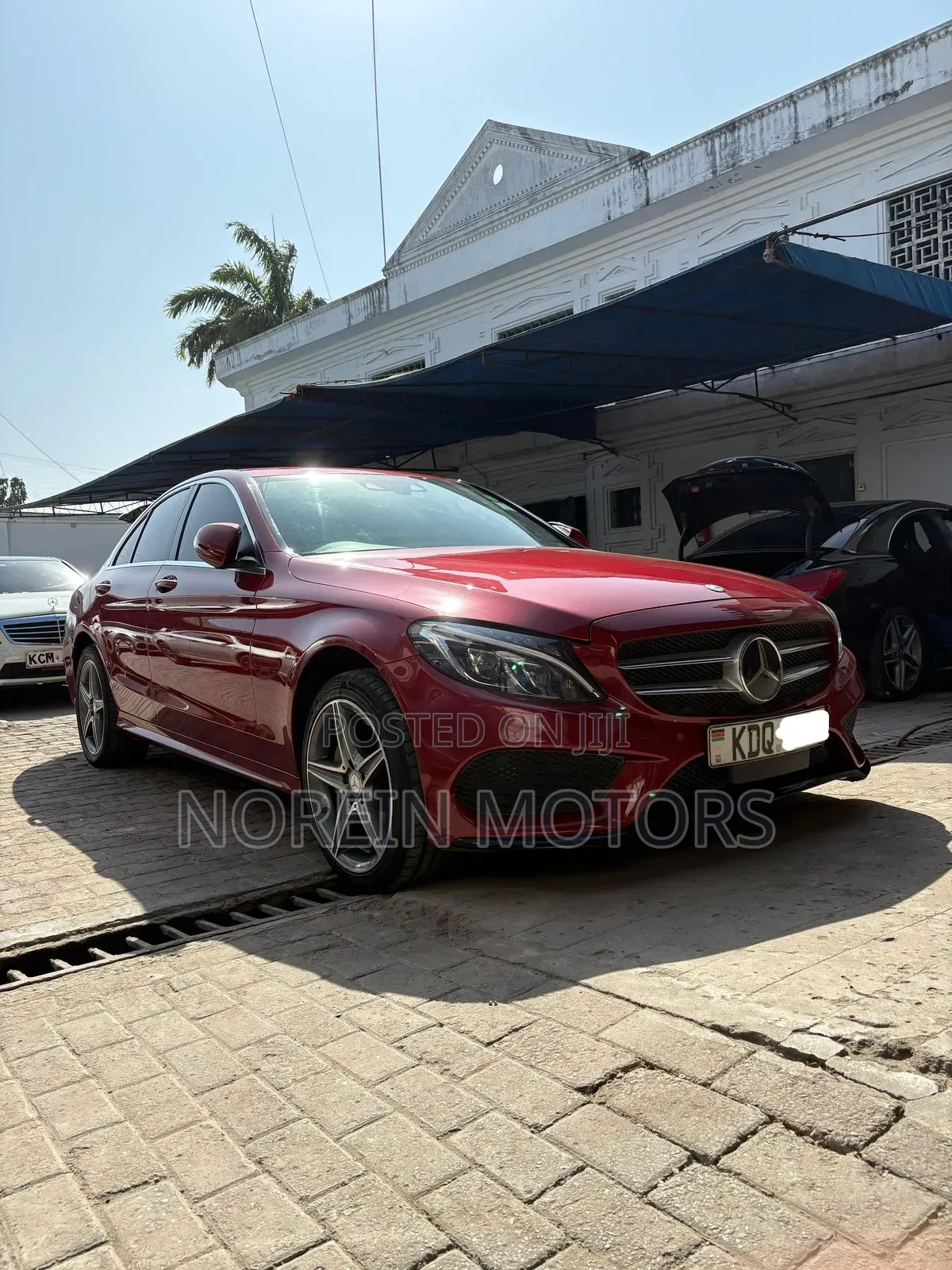 Mercedes-Benz C200 2017 Red