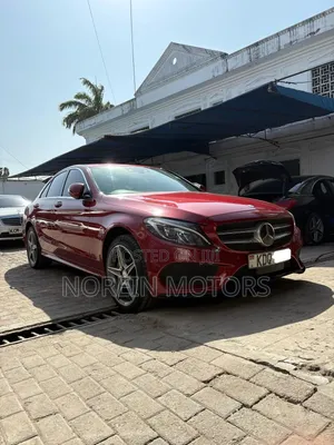 Mercedes-Benz C200 2017 Red