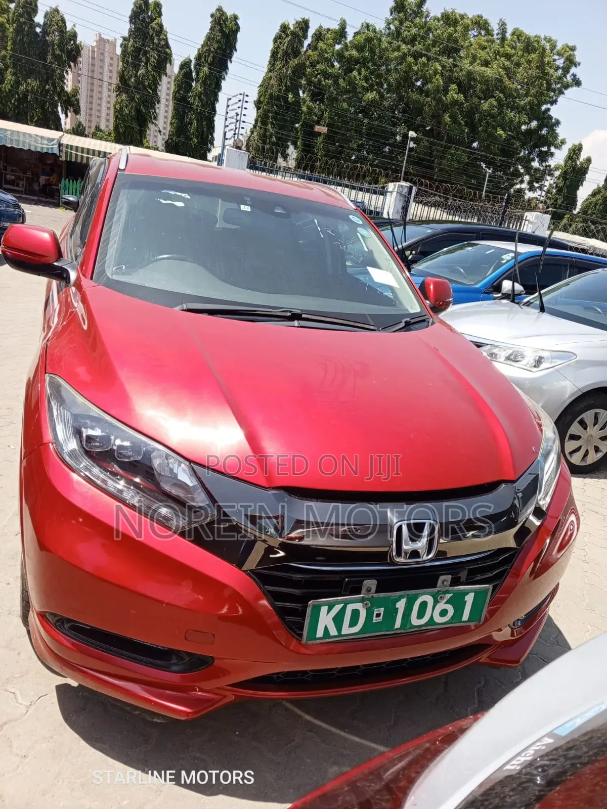 Honda Vezel 2018 Red
