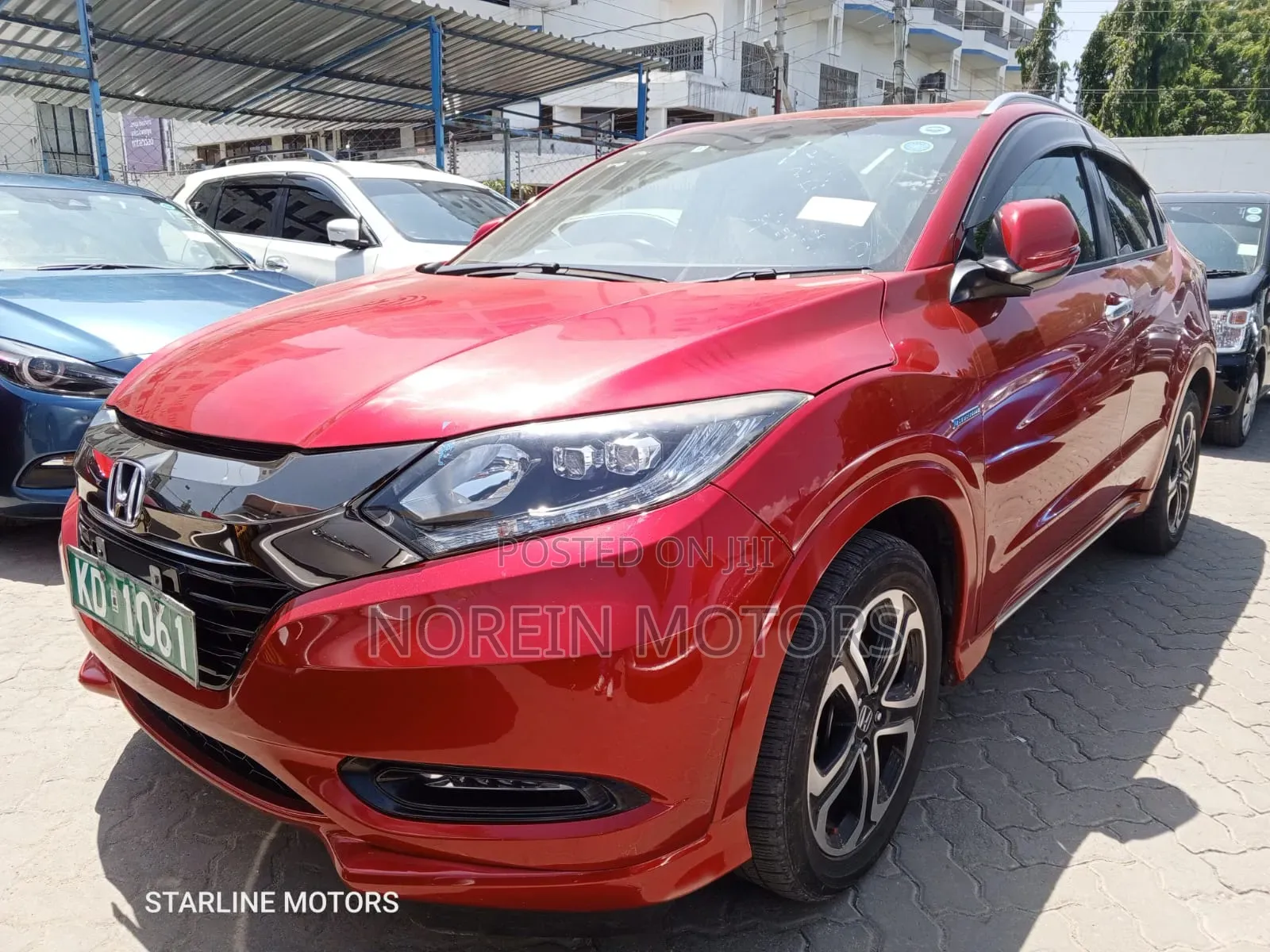 Honda Vezel 2018 Red