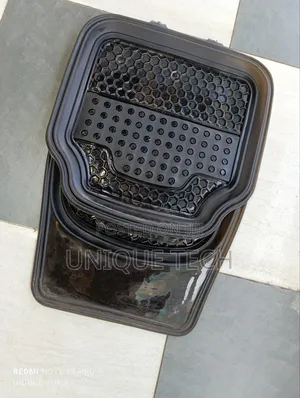 5pc Clear Black Car Floor Mats -(Durable Easy to Clean
)