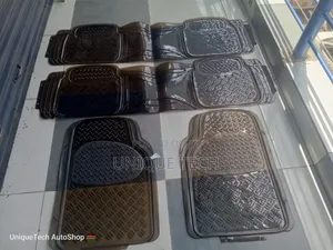 Waterproof Floor Mats for Noah/Voxy (Anti-Slip Design
)