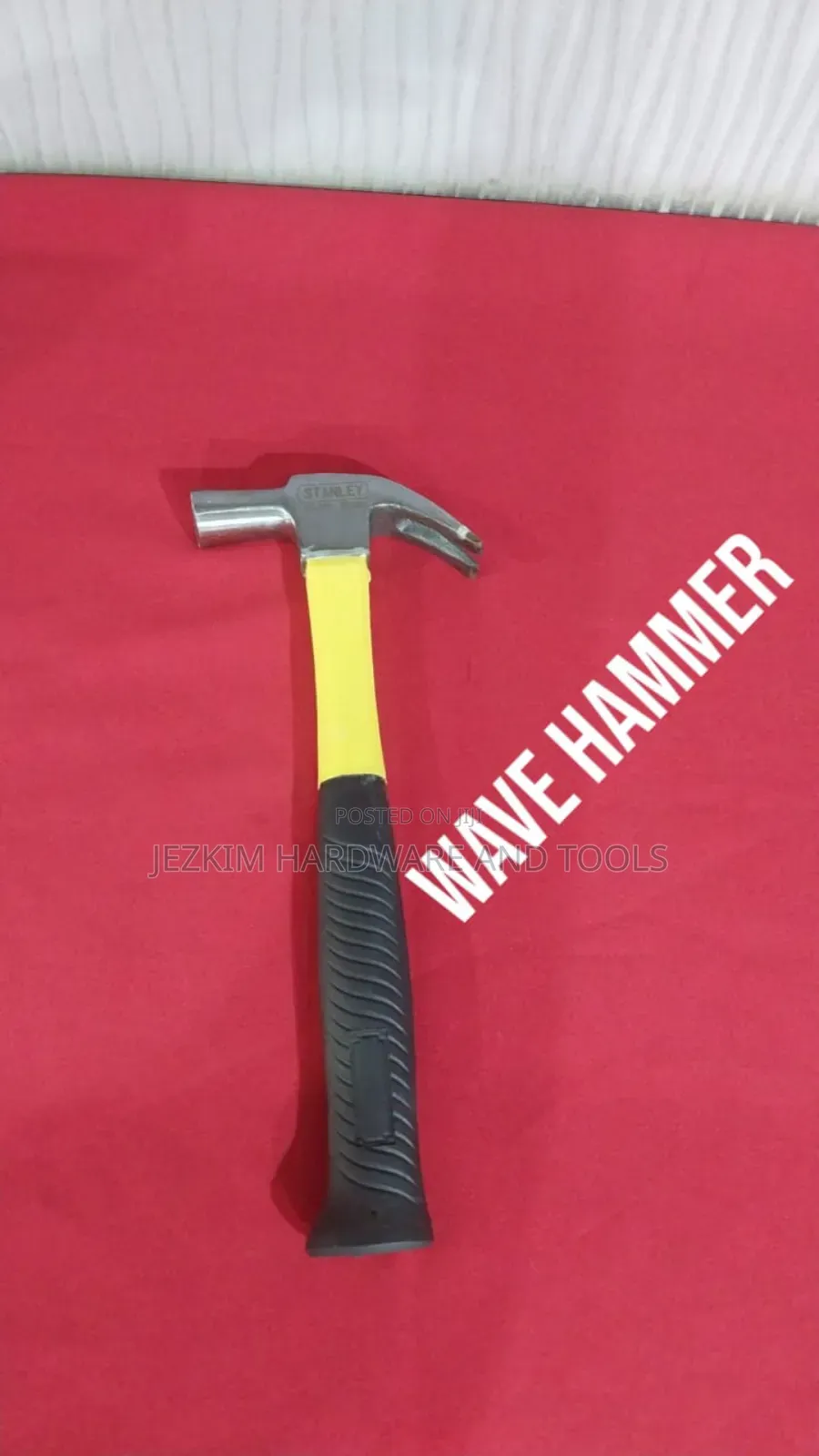 Claw Hammer With Rubber Handle