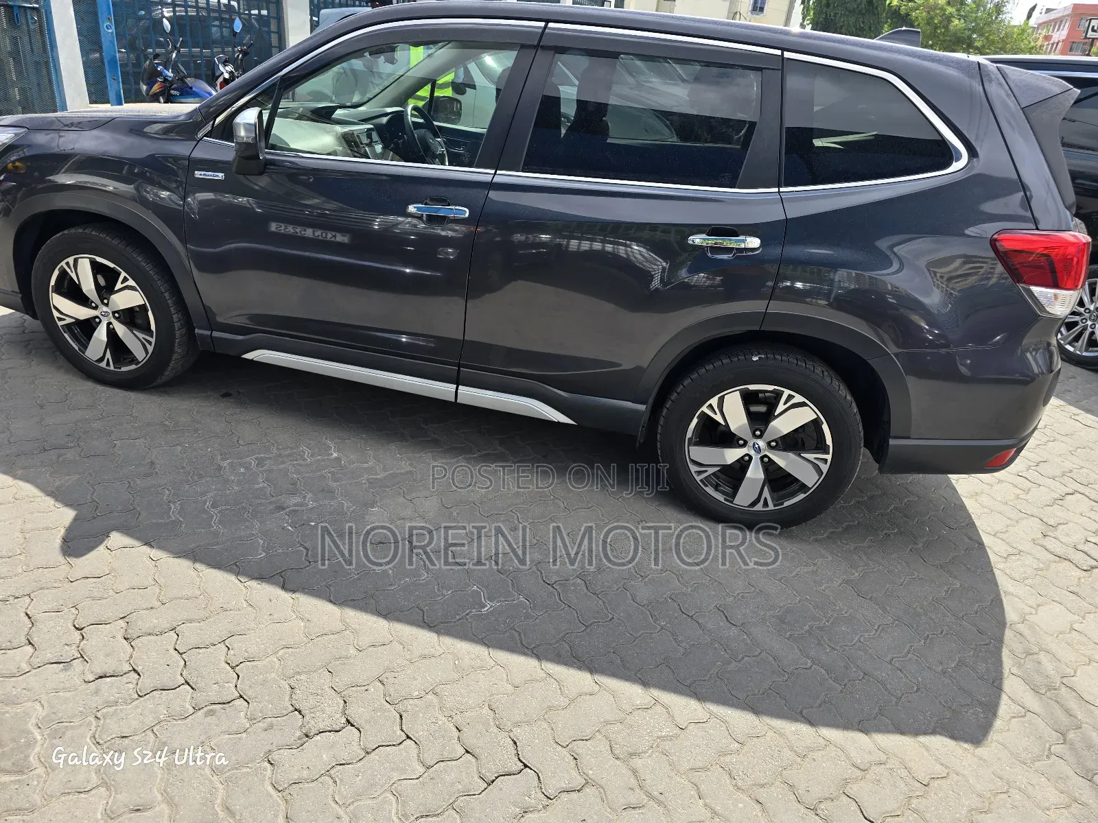 Subaru Forester 2019 Gray