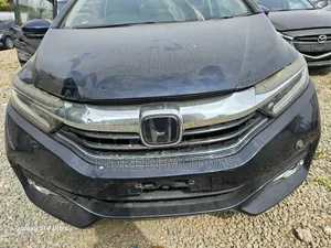 Honda Fit Shuttle 2018 Blue