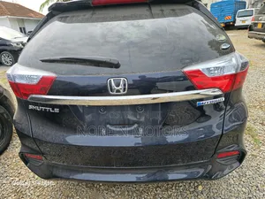 Honda Fit Shuttle 2018 Blue
