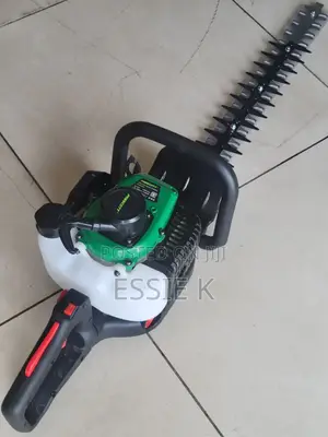 Hedge Trimmer Machine