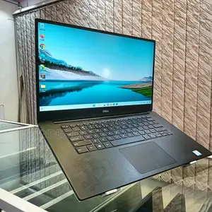 Laptop Dell Latitude 5540 16GB Intel Core I9 SSD 512GB