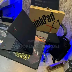 Laptop Lenovo ThinkPad X1 Yoga Gen 8 16GB Intel Core I7 SSD 512GB