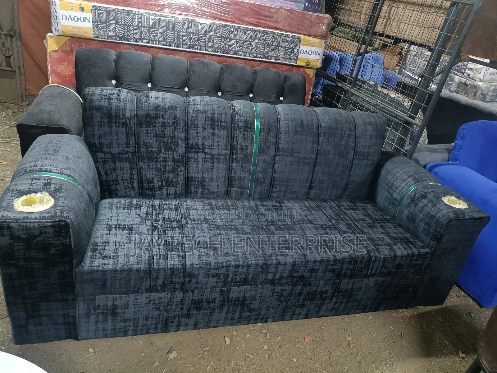 New 3 Seater