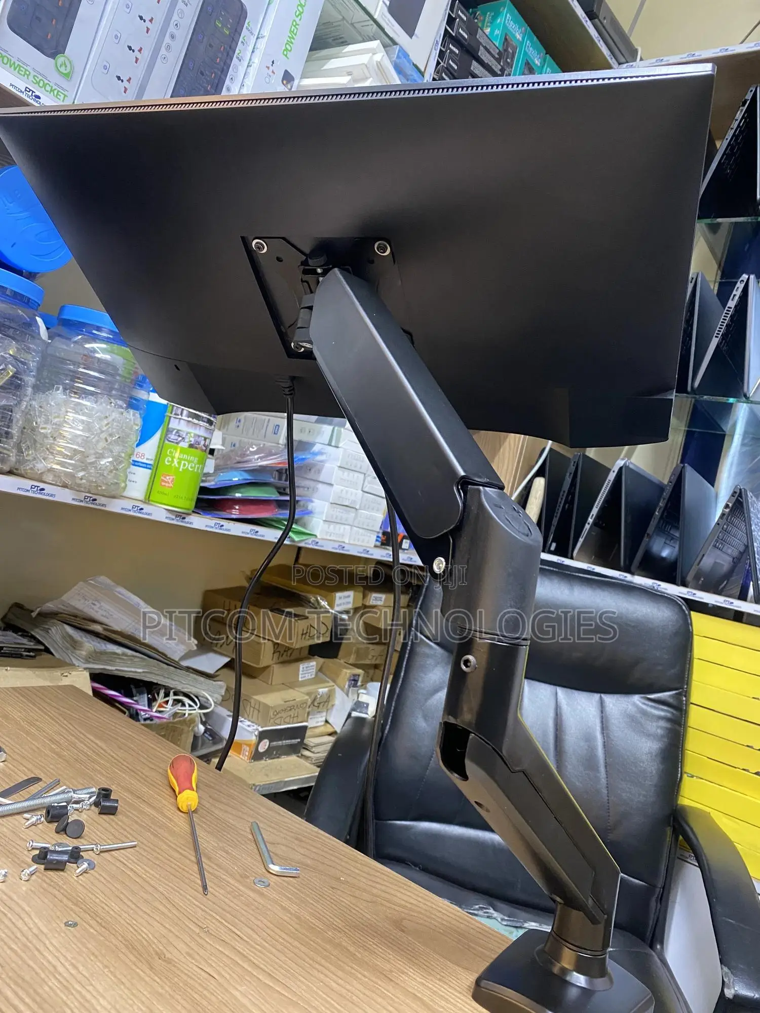 Single Monitor/Desktop Mount Mounting Arm