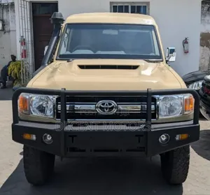 Toyota Land Cruiser 2018 Beige