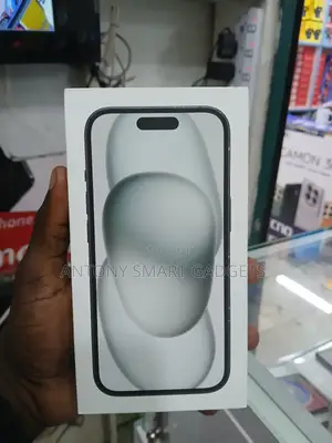 New Apple iPhone 15 128 GB Black