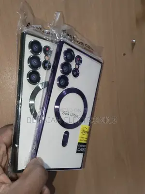 Elegant Samsung S24 Fashion Cover