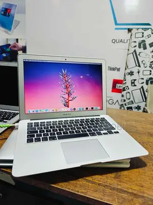 Laptop Apple MacBook Air 2017 8GB Intel Core I5 SSD 256GB