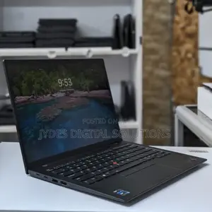 Laptop Lenovo ThinkPad X1 Carbon Gen11 16GB Intel Core I7 SSD 512GB