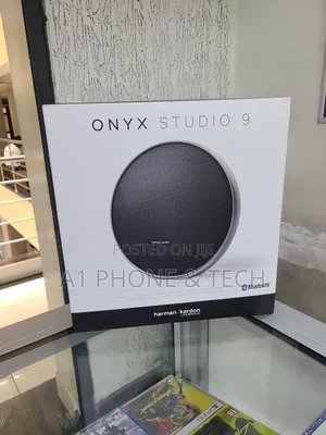Onyx Studio 9