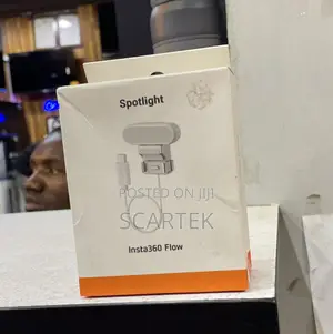 Insta360 Flow Spotlight