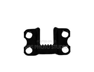 Four Holes Sawtoot-H Hanger Black